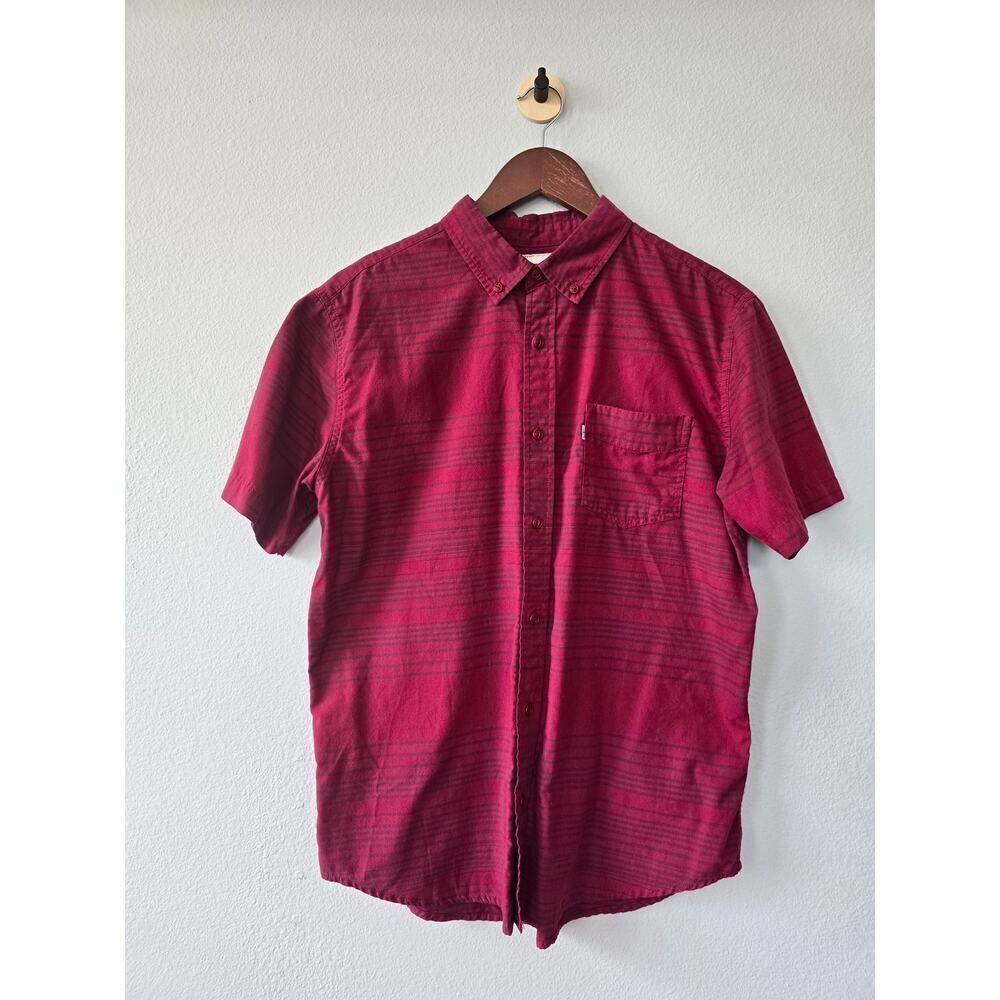 Levi’s Red Striped Shirt Men's M Button Up Short Sleeve Casual Streetwear Cotton
